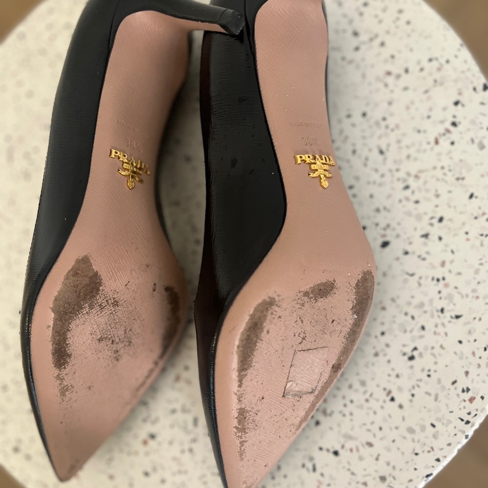 PRADA Leather Pumps - Picture 5 of 6